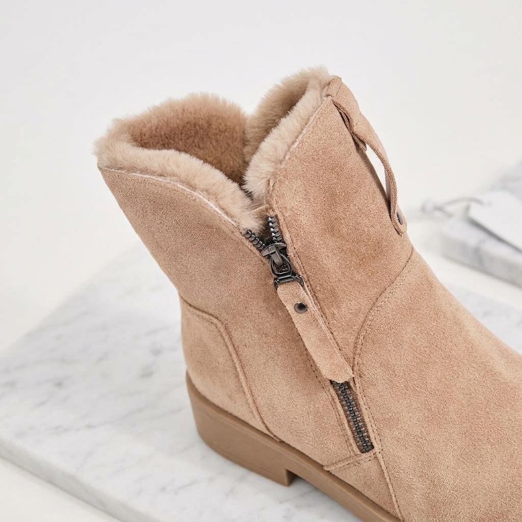 Boots in Veloursleder-Optik mit Fellimitat-Futter
