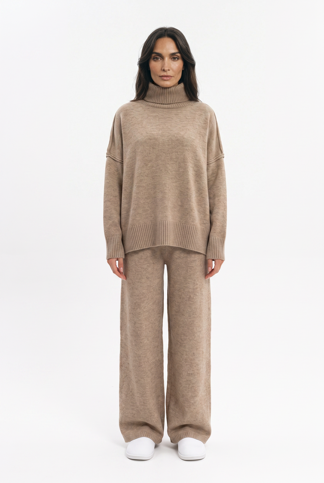Strickset Rollkragen Pullover und weite Hose – Khaki
