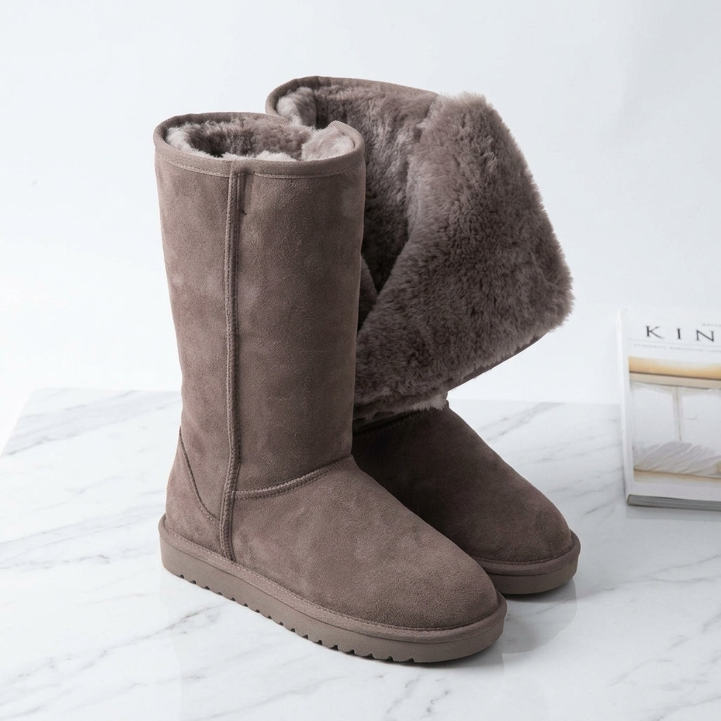 Knielange Winterboots mit Fellfutter