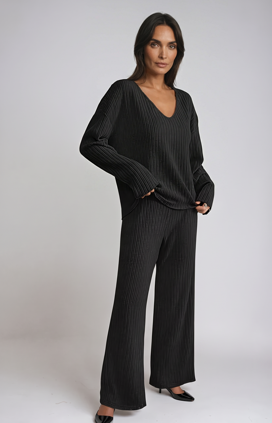 Rippstrick-Loungewear-Set mit V-Ausschnitt fürs Büro