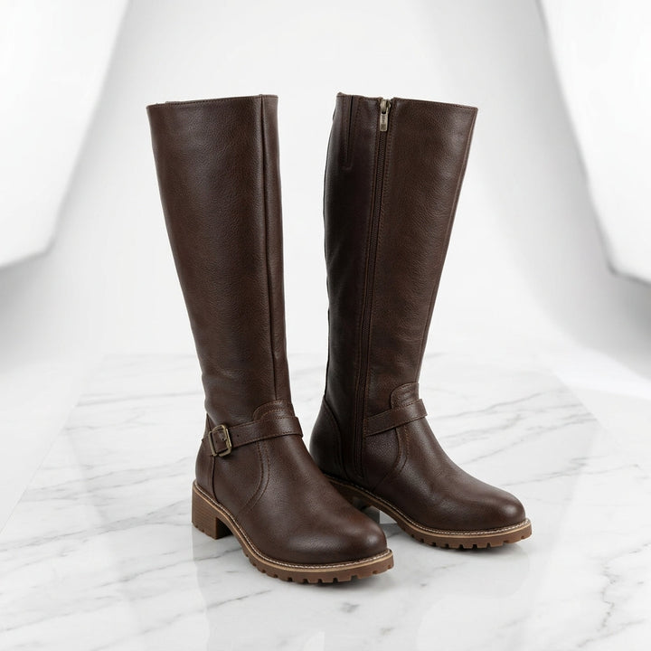 Kniehohe Stiefel mit Schnalle und Blockabsatz