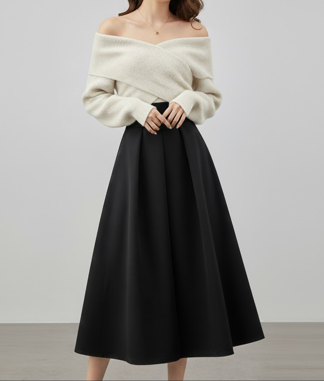Off-Shoulder Pullover & Plisseerock Set fürs Büro