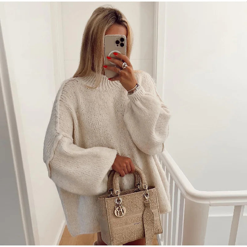 Oversized Strickpullover mit Bishop-Ärmeln – Weiss