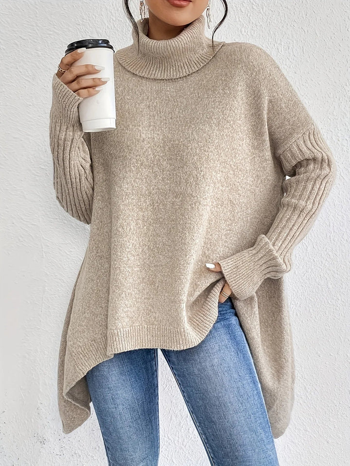 Oversized Rollkragen-Pullover Asymmetrischer Saum – Hellbraun