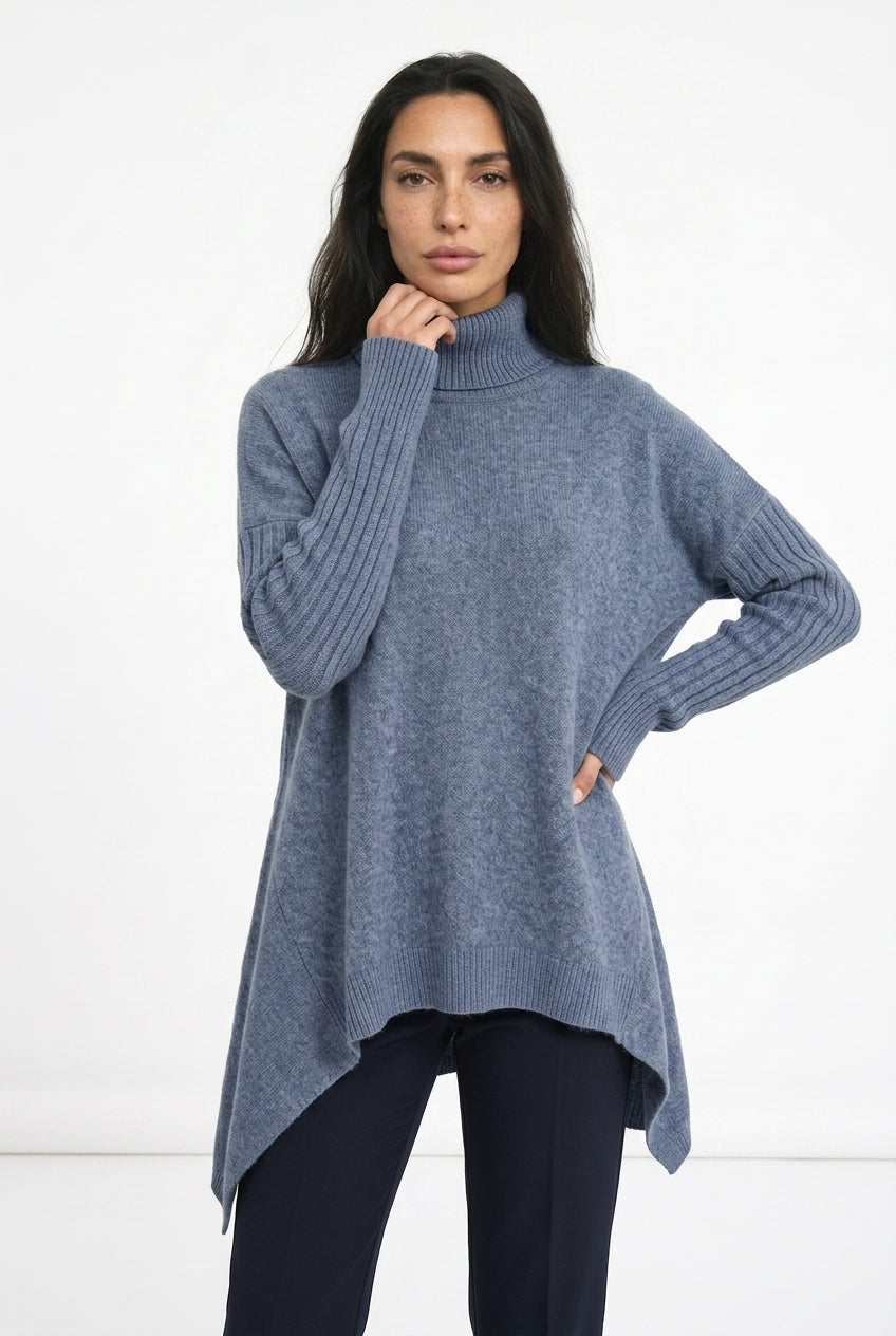 Oversized Rollkragen-Pullover Asymmetrischer Saum