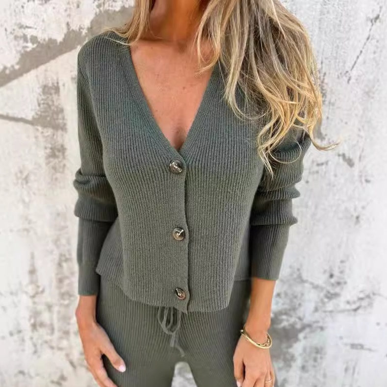 Strickjacke & Hose Set – Ribstrick fürs Büro